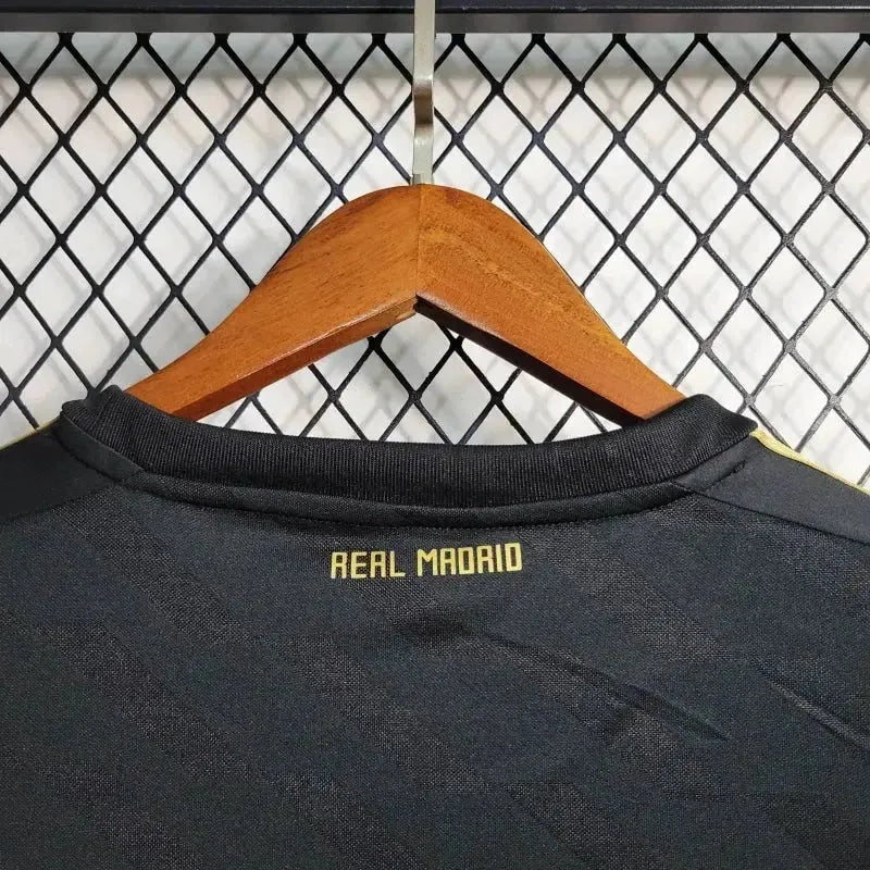 Retro Away 11/12 Men's Long Sleeve Shirt