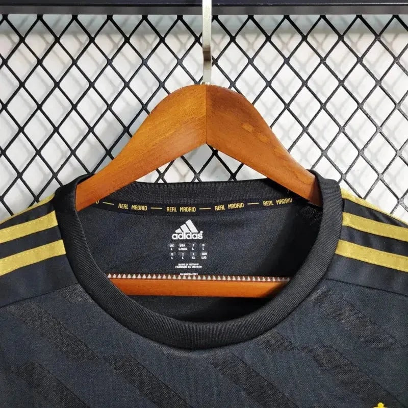 Retro Away 11/12 Men's Long Sleeve Shirt