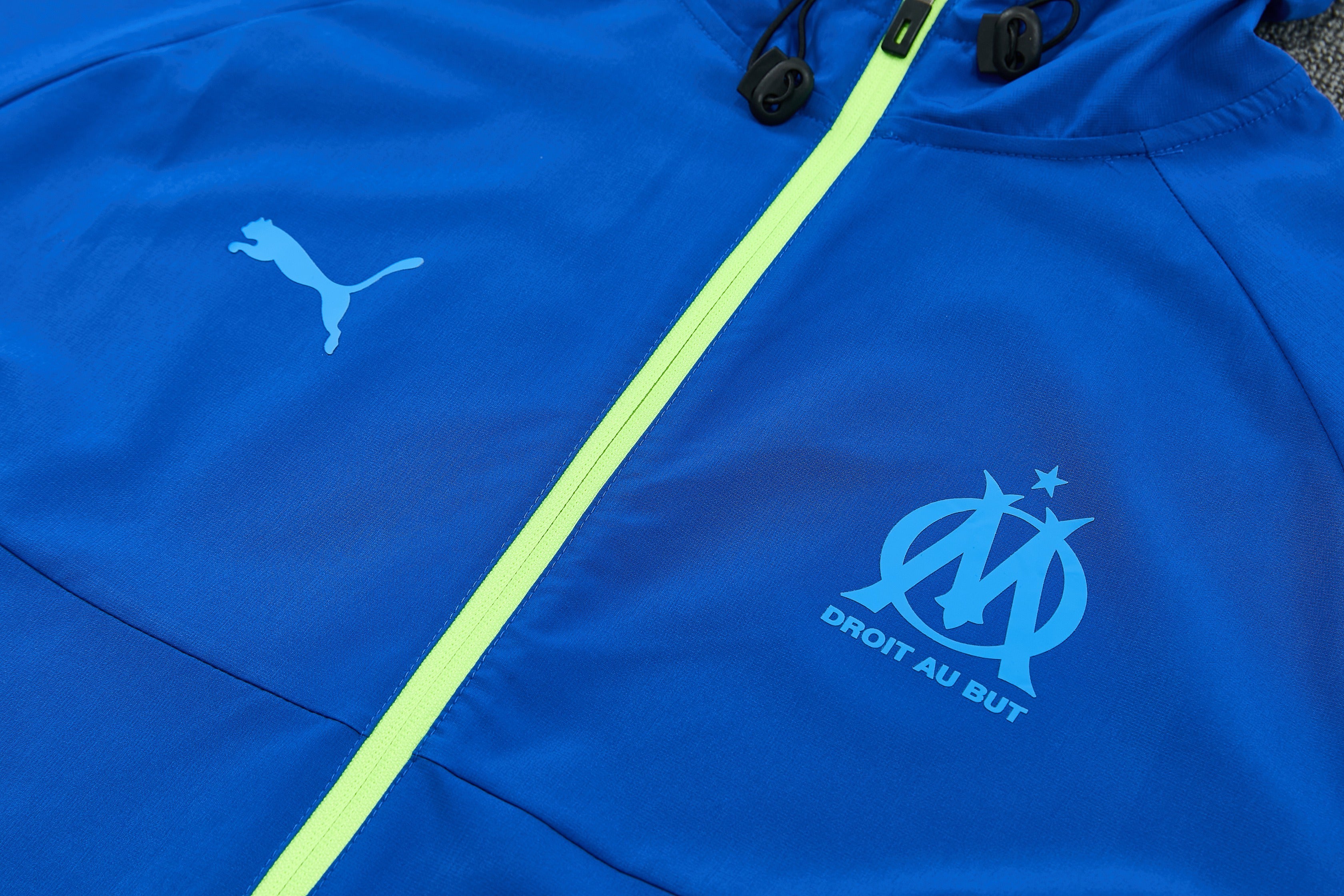 Windbreaker 26/27