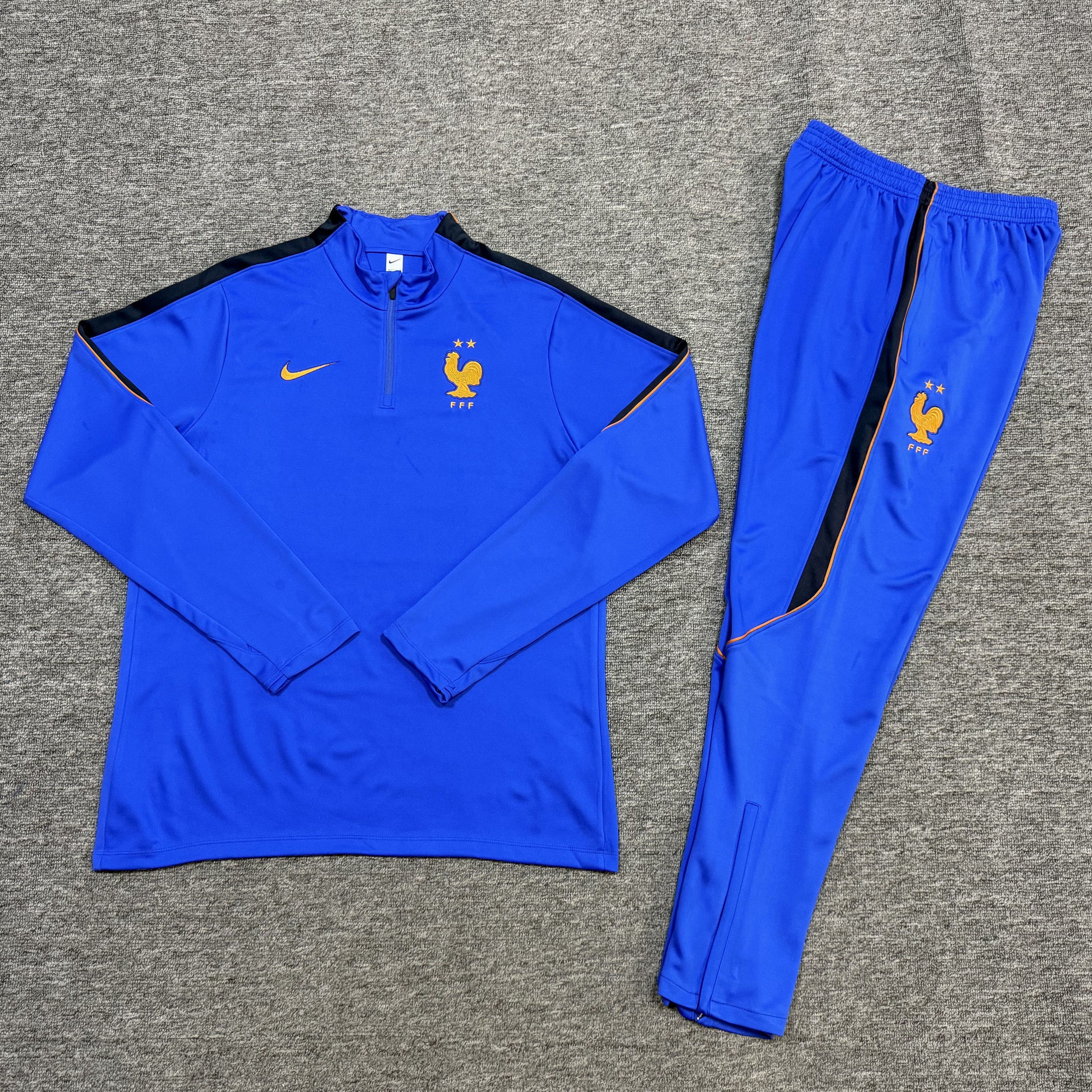 Kids Tracksuit 26/27