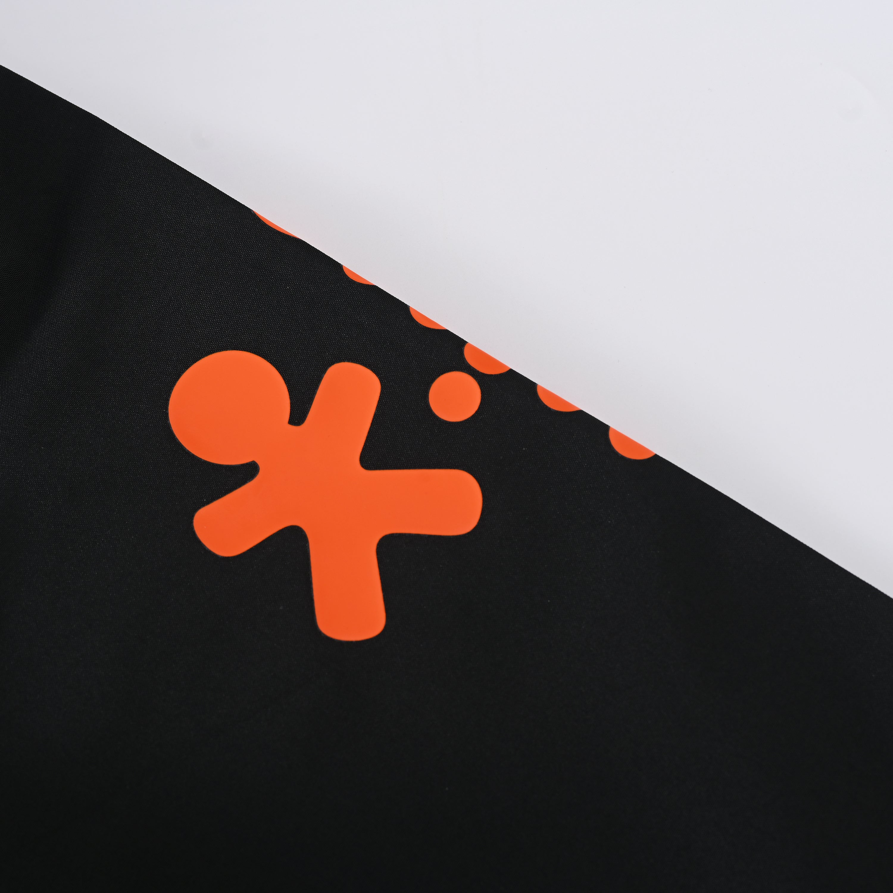 Windbreaker 26/27 - Black