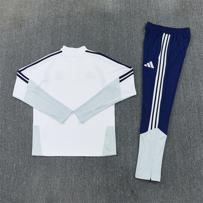 Kids Tracksuit 26/27