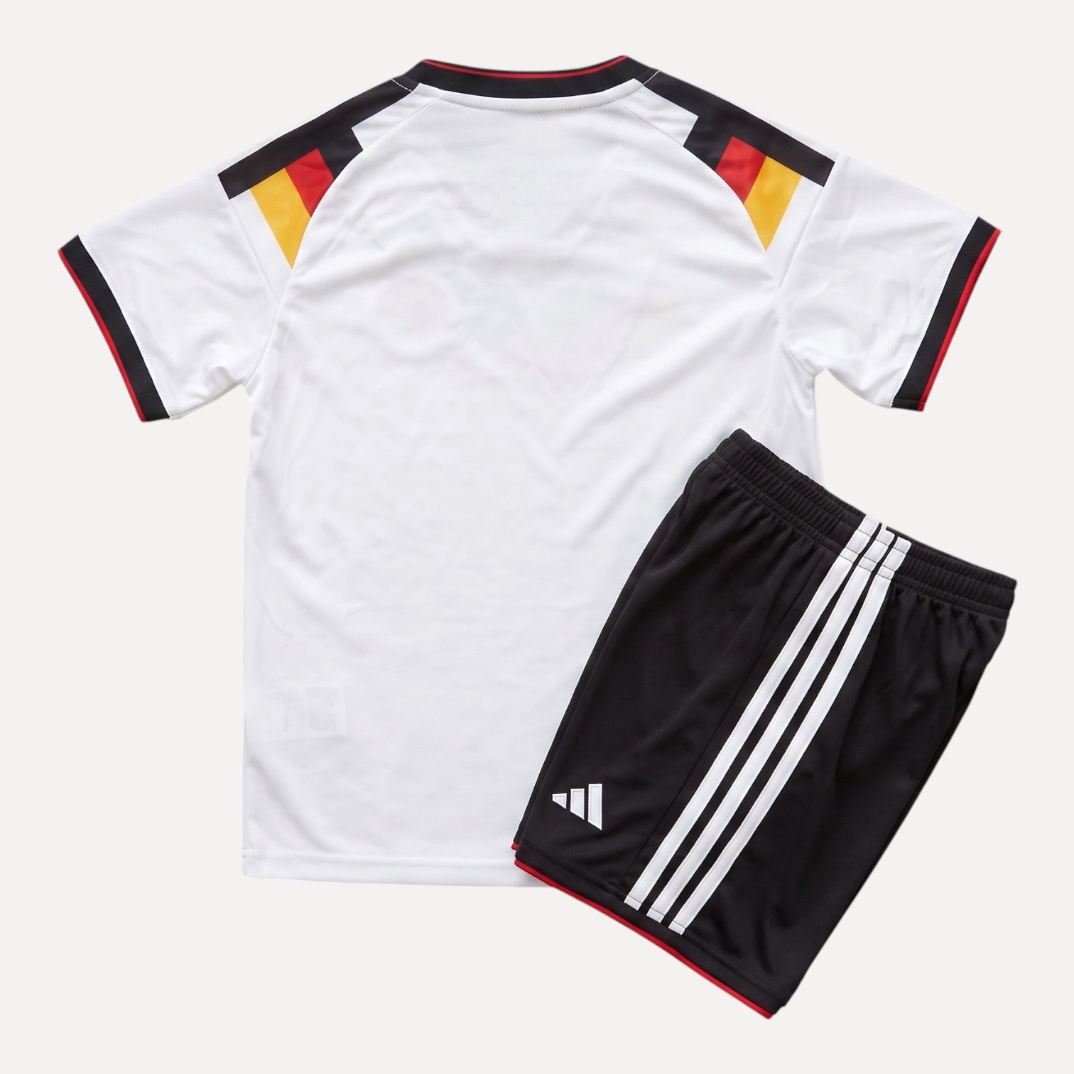 Home 26/27 Kids Shirt Kit