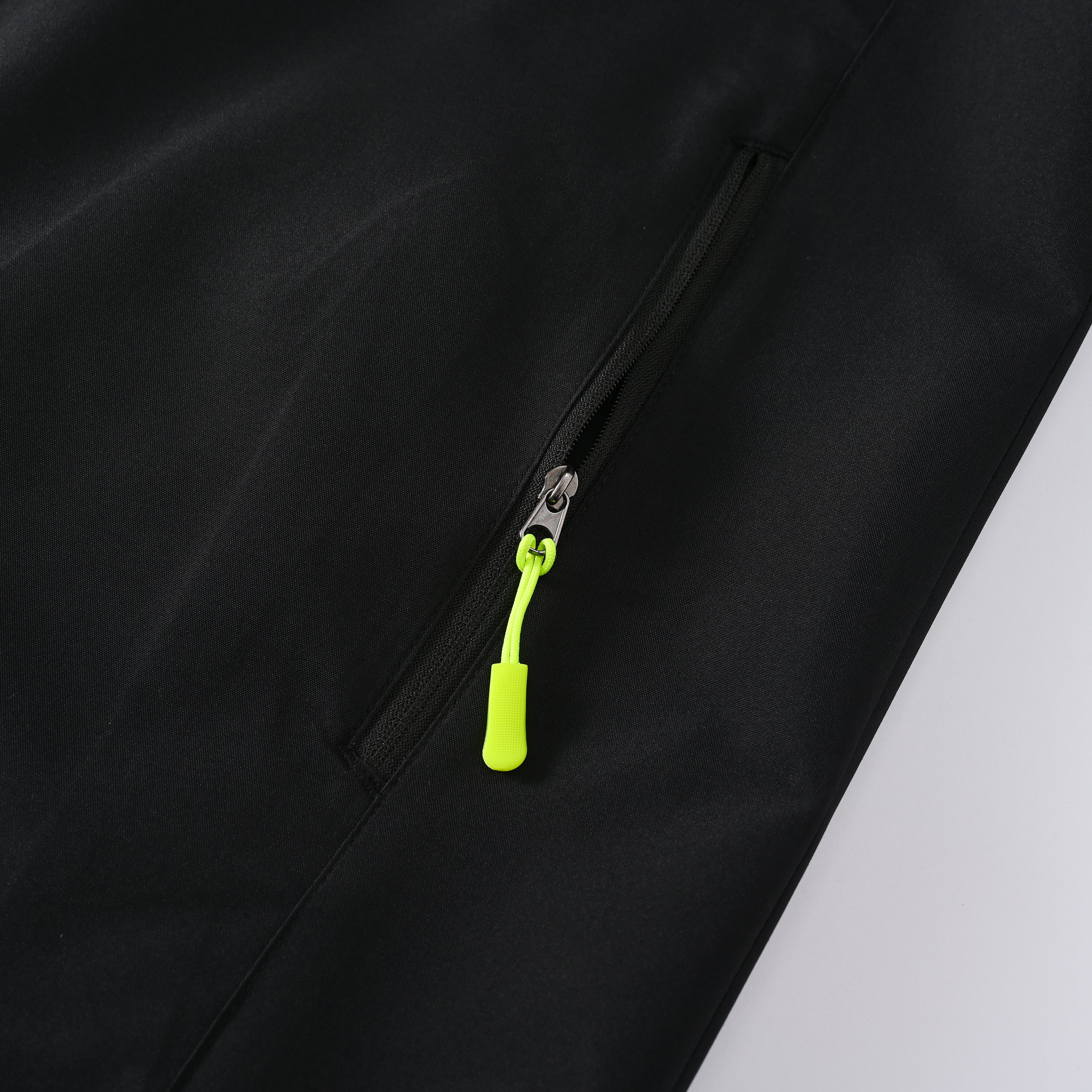 Windbreaker 26/27 - Black