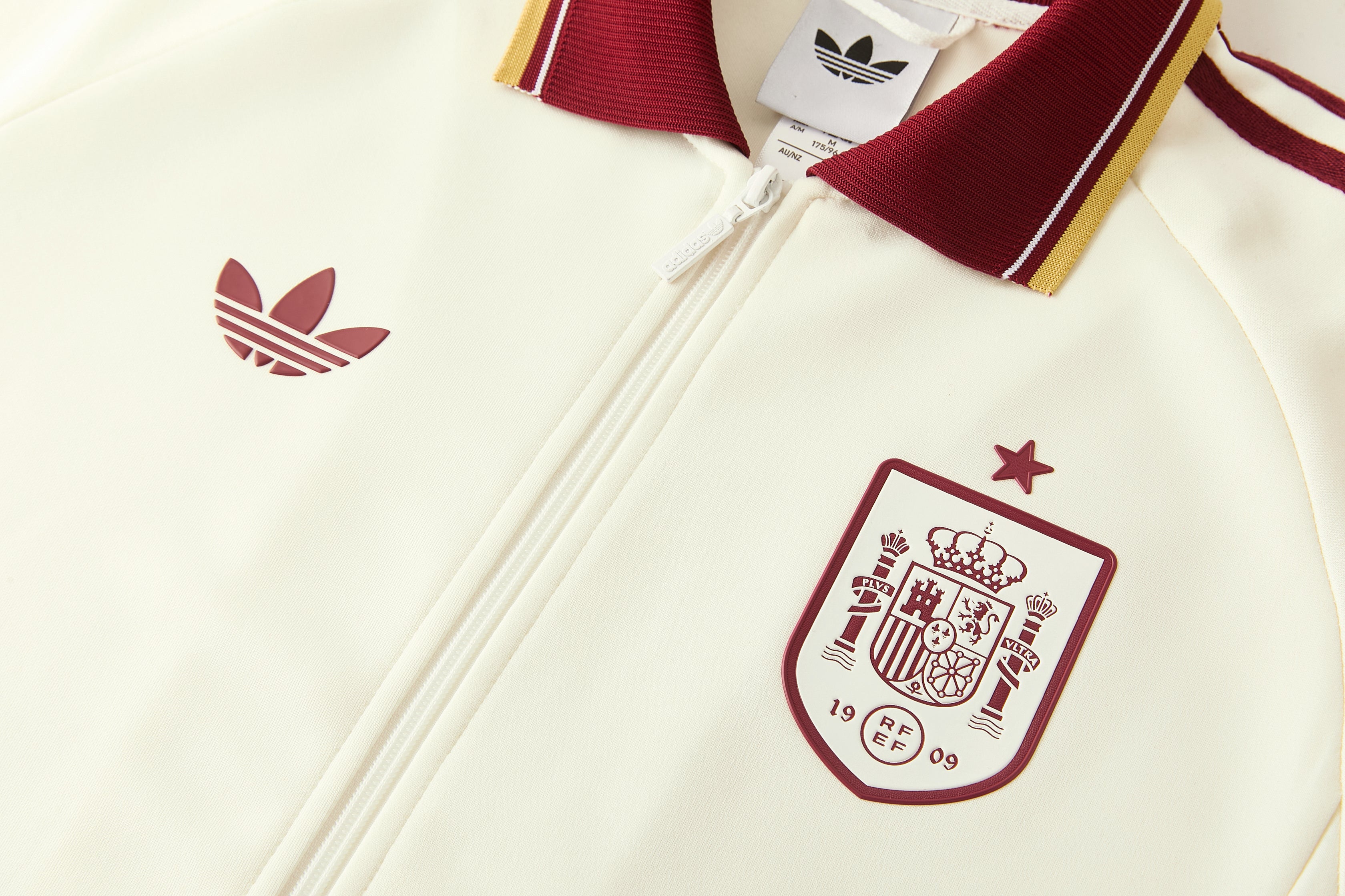 Tracksuit 26/27 - White and Burgundy