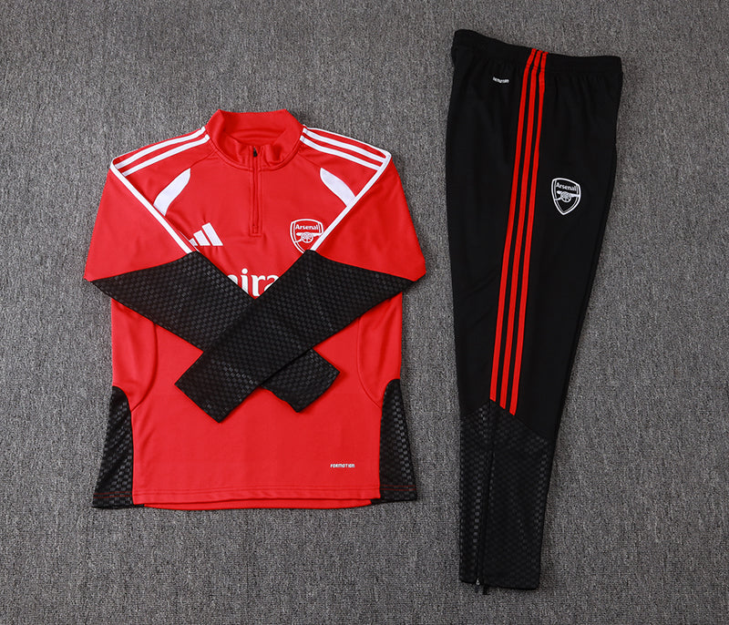 Kids Tracksuit 26/27 - Red