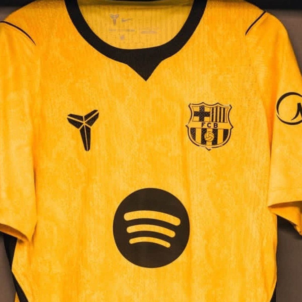 Goalkeeper 26/27 Kids Shirt Kit - Yellow