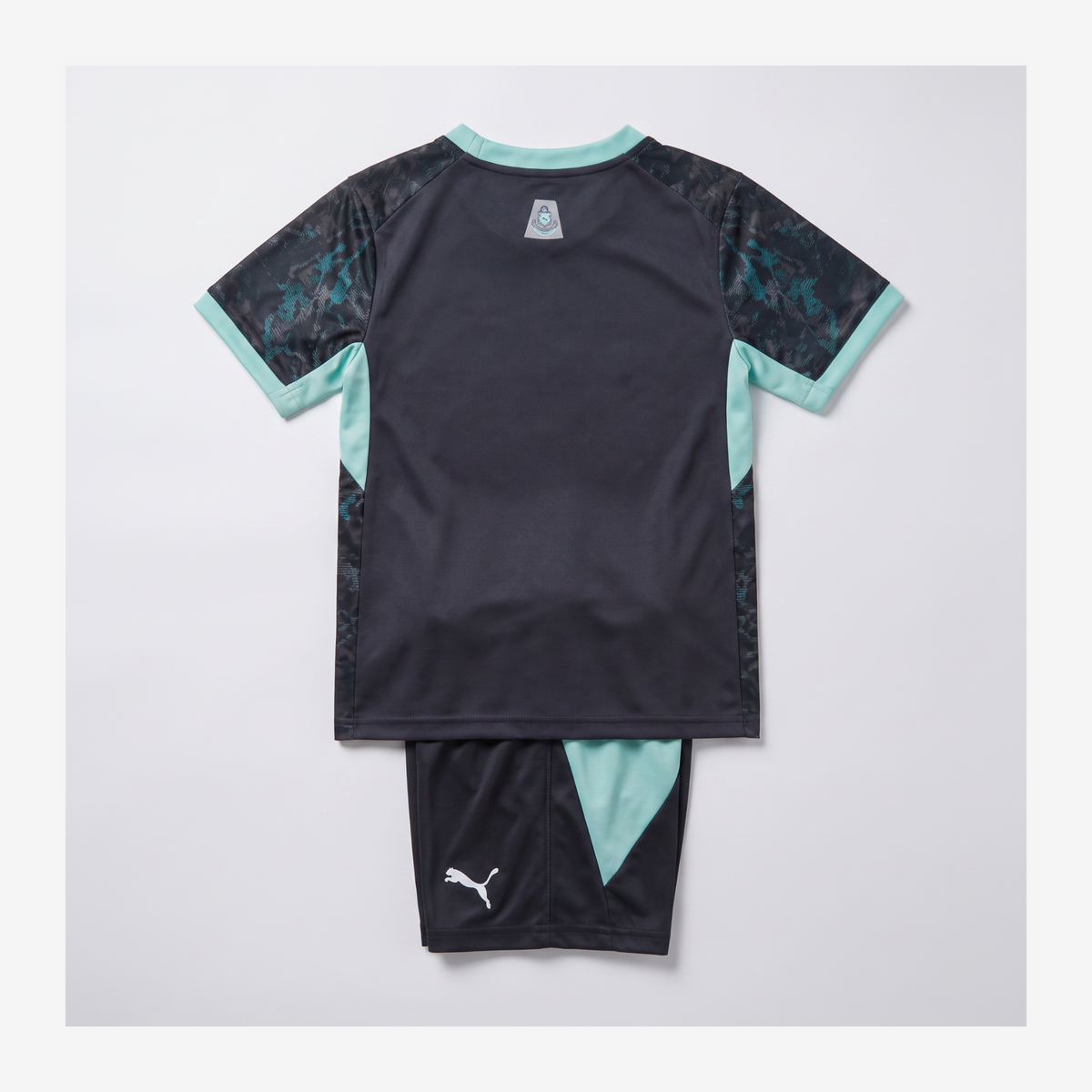 Away 26/27 Kids Shirt Kit